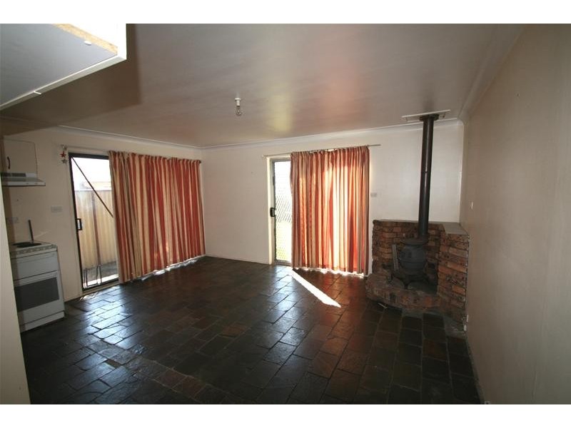 4 Dunbier Avenue, Lurnea NSW 2170