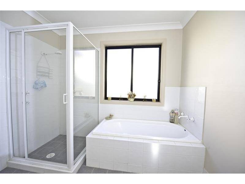 17 Gould Street, West Hoxton NSW 2171