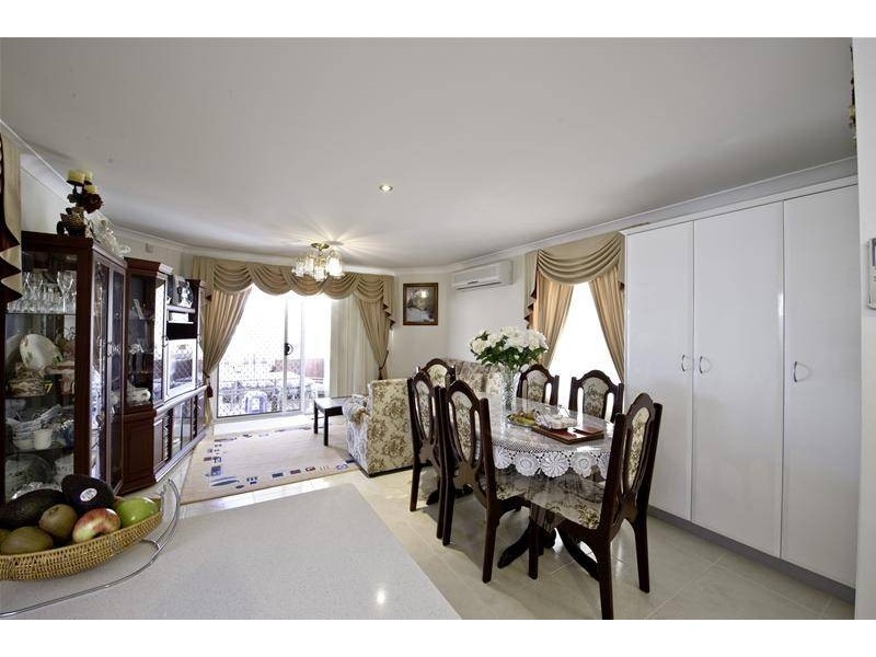 16B Hewison Avenue, Green Valley NSW 2168