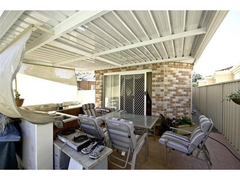 16B Hewison Avenue, Green Valley NSW 2168