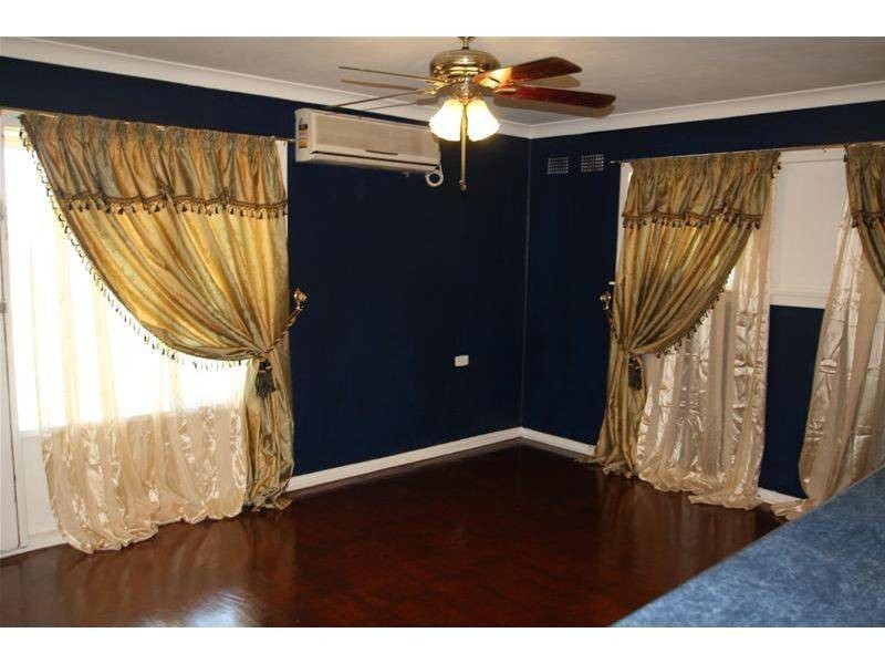 9 Andamooka Place, Cartwright NSW 2168