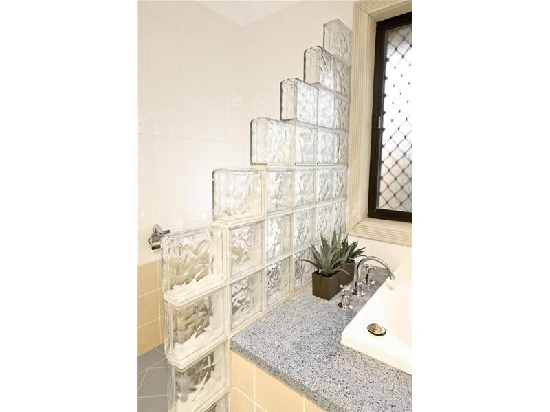 13 Yarra Place, Prestons NSW 2170