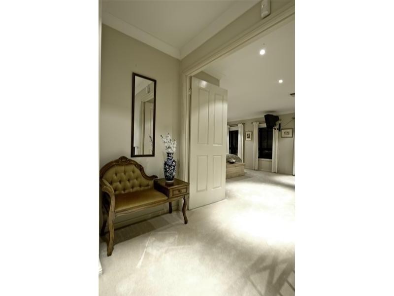 13 Yarra Place, Prestons NSW 2170