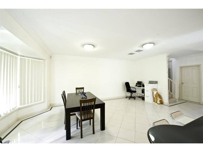 4 Bradshaw Avenue, Moorebank NSW 2170