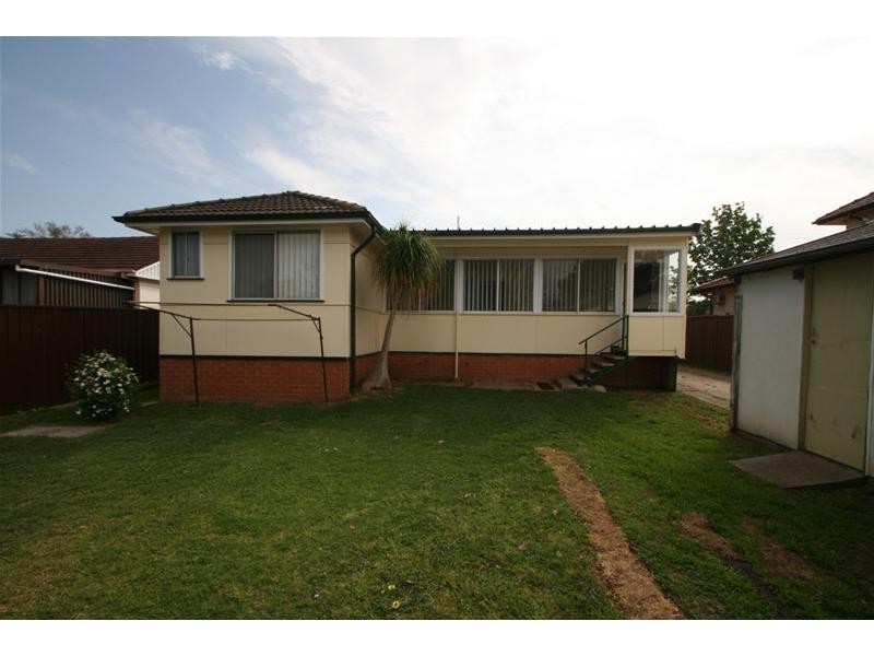 23 Bencubbin Street, Sadleir NSW 2168