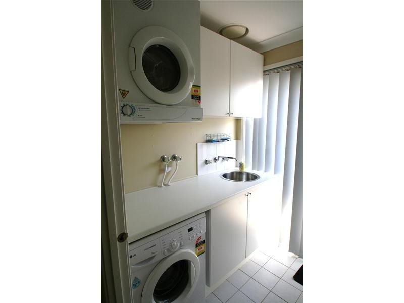 69 Mannow Avenue, West Hoxton NSW 2171