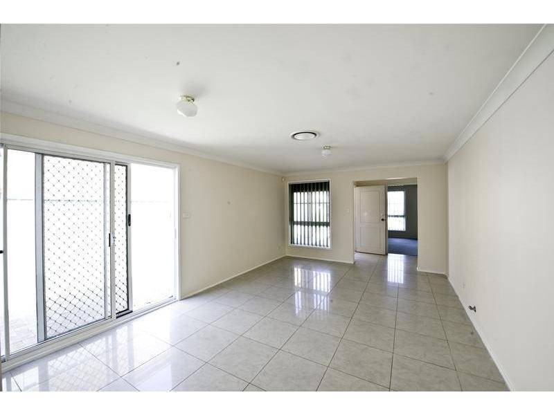 14 Chestnut Crescent, Prestons NSW 2170