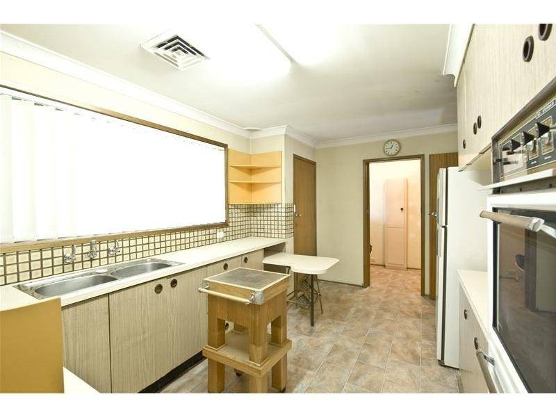 44 Links Avenue, Cabramatta NSW 2166