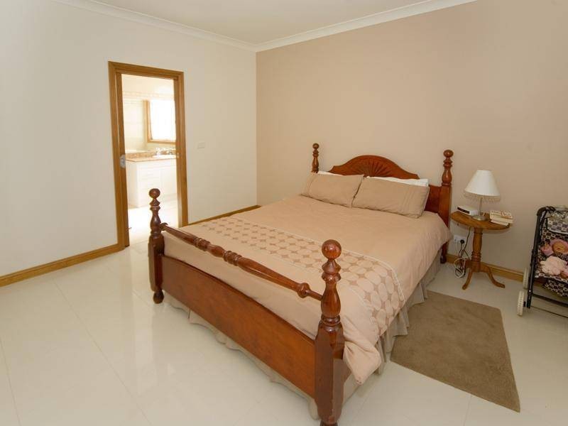 115 Denham Court Road, Denham Court NSW 2565