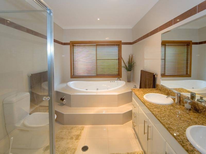 115 Denham Court Road, Denham Court NSW 2565