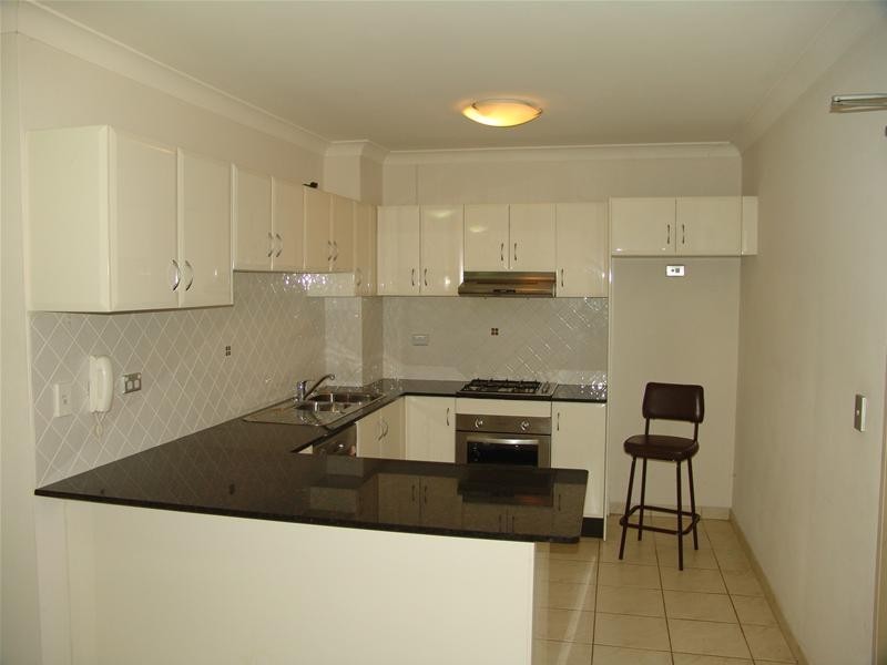 6/25-27 Castlereagh Street, Liverpool NSW 2170