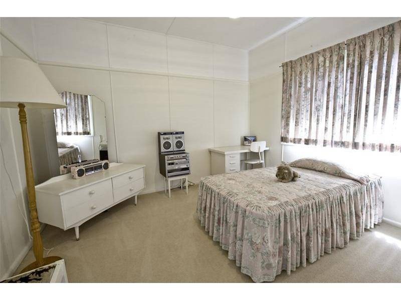 240 Nuwarra Road, Moorebank NSW 2170