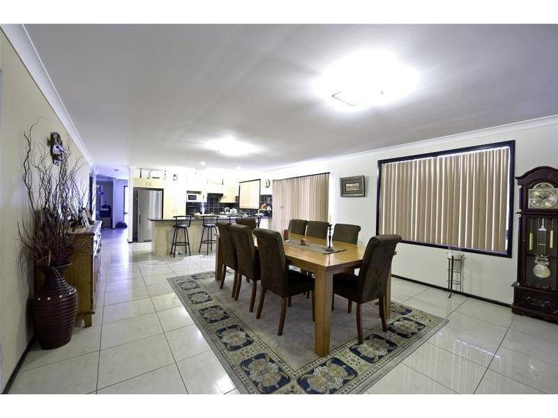 10 Gascogne Street, Prestons NSW 2170