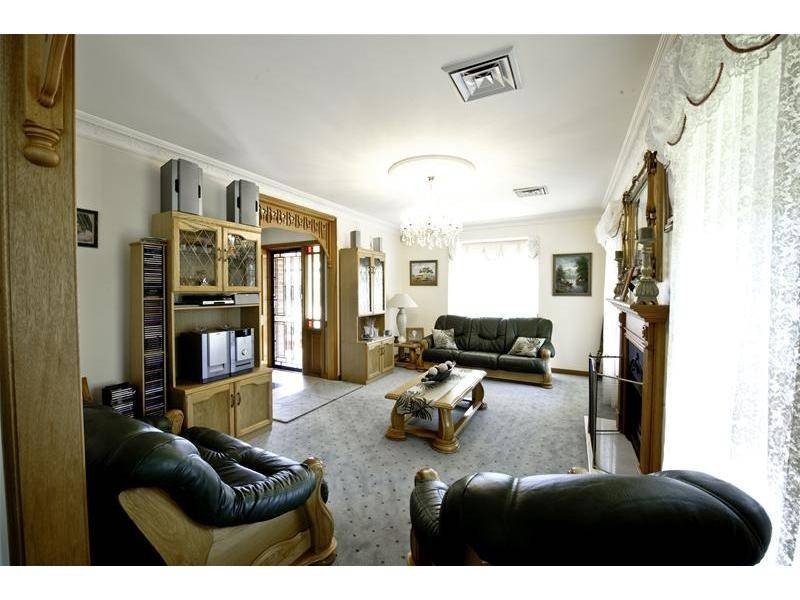 28 Culverston Avenue, Denham Court NSW 2565