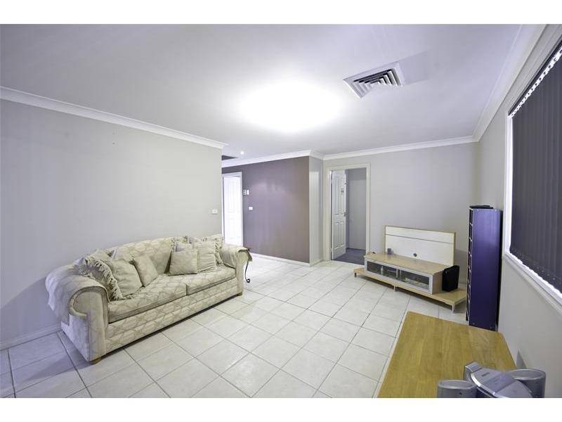 28 Cobbett Street, Wetherill Park NSW 2164