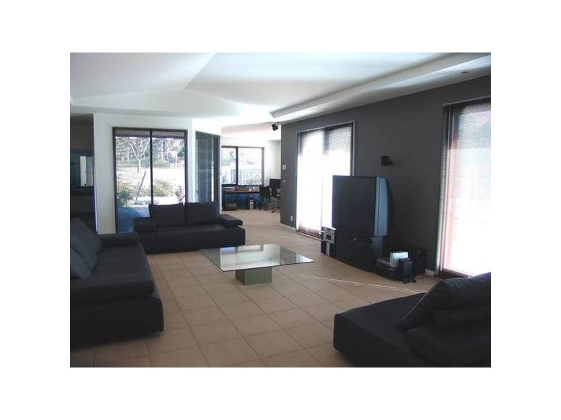 35 Cubitt Drive, Denham Court NSW 2565