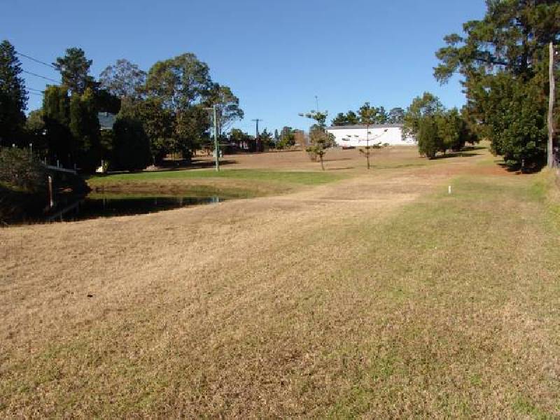 80 SIXTEENTH AVENUE, West Hoxton NSW 2171