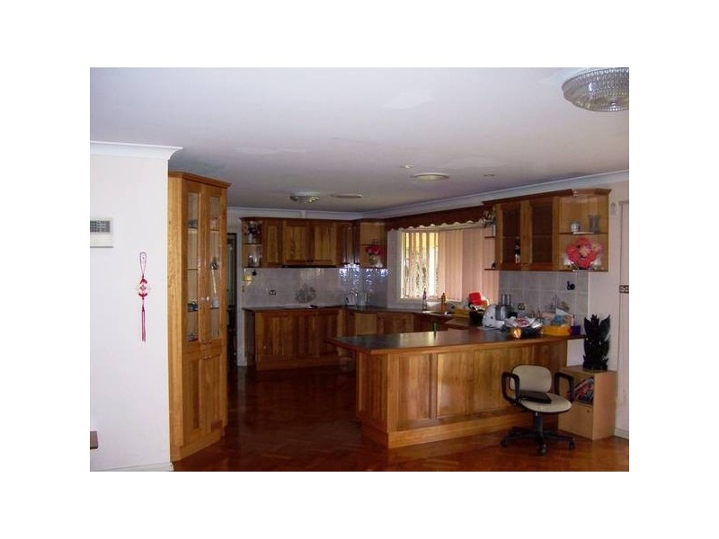 36 Kelvin Park Dr, Bringelly NSW 2556