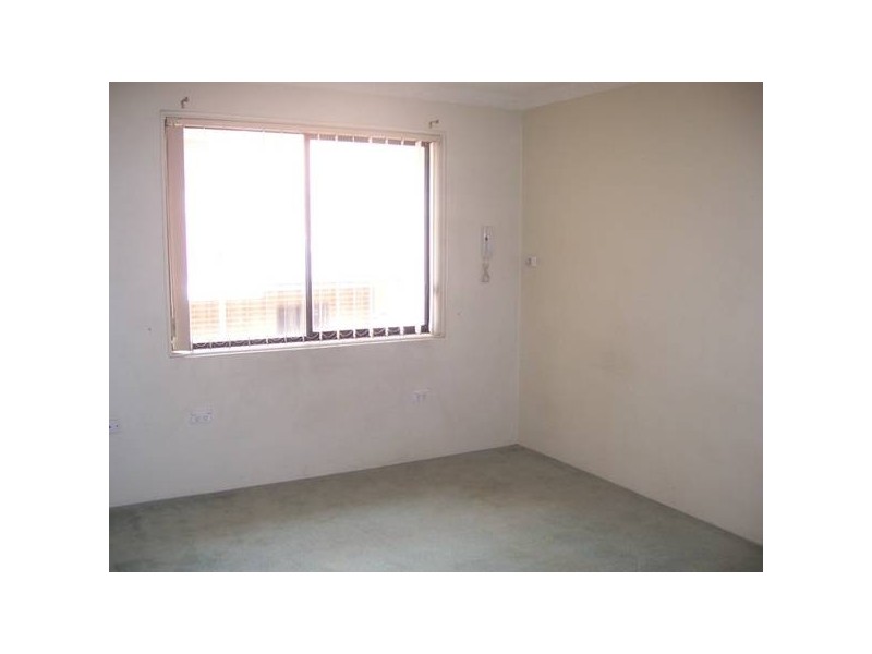 Castlereagh St, Liverpool NSW 2170