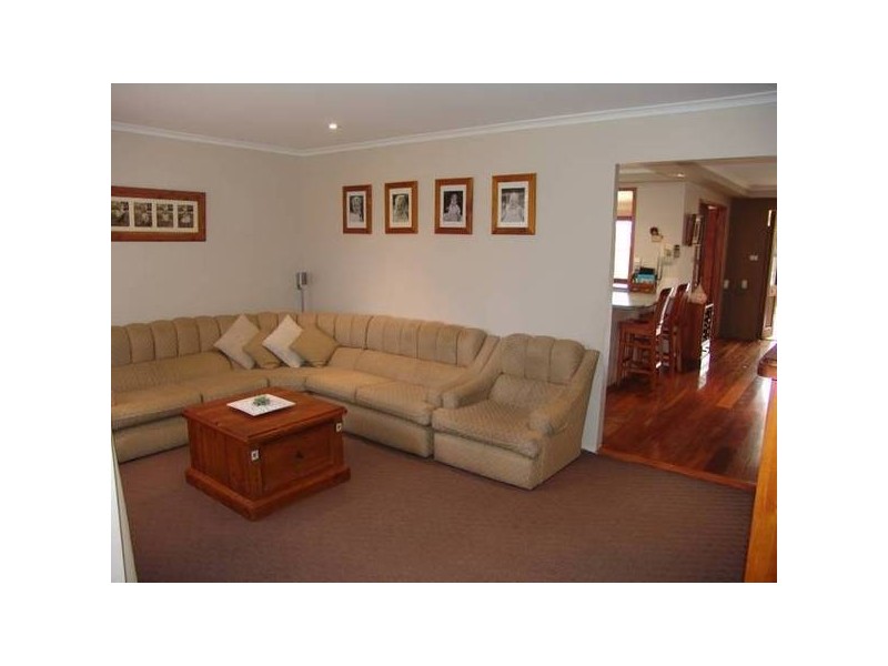 Wattle Grove NSW 2173