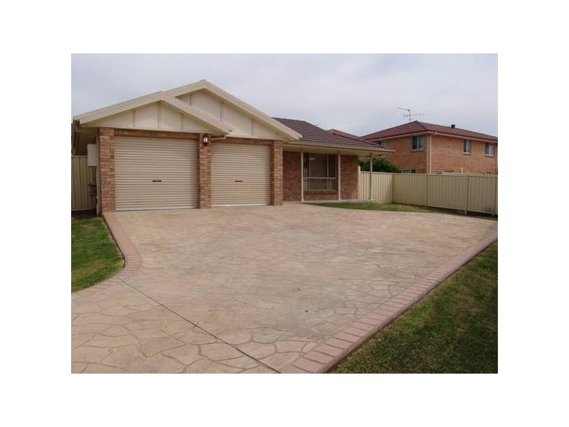 13 Monaco Place, Prestons NSW 2170