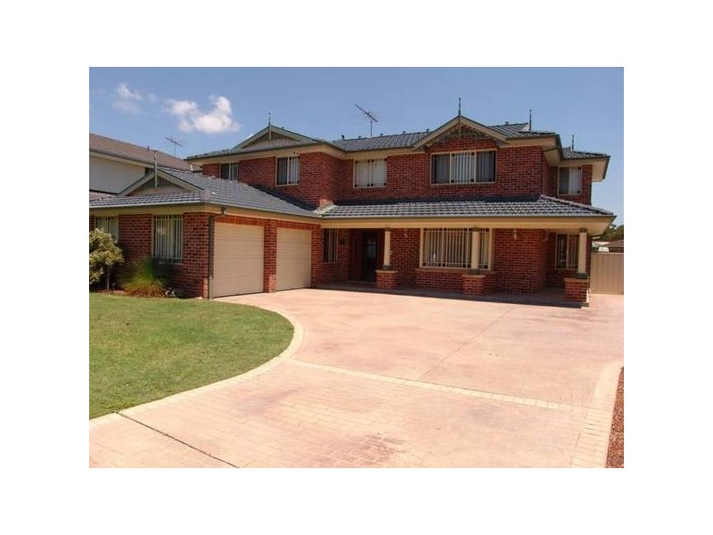 3 Wattle Grove Drive, Wattle Grove NSW 2173