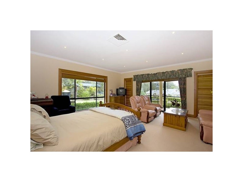 6 Culverston Avenue, Denham Court NSW 2565