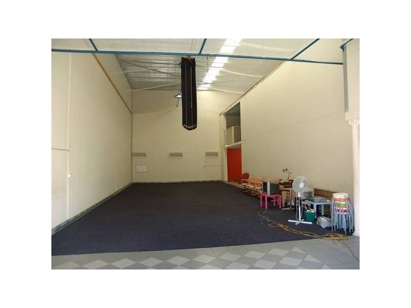 1/13 Frost Road, Campbelltown NSW 2560