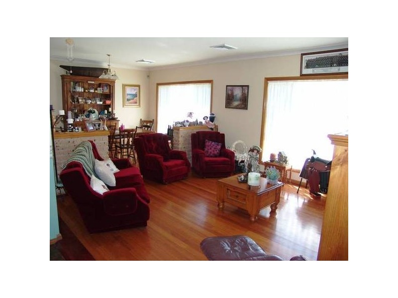 50 Eagleview Road, Minto Heights NSW 2566