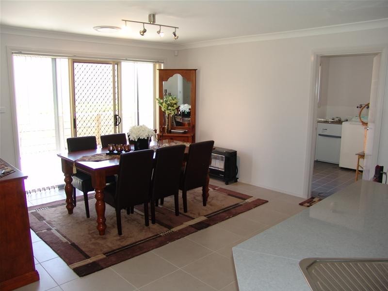 120 Kendall Drive, Casula NSW 2170