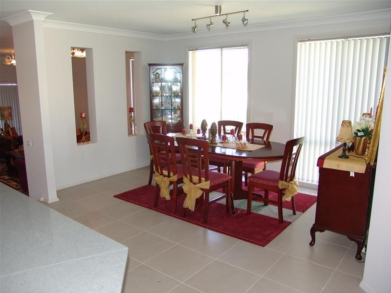 120 Kendall Drive, Casula NSW 2170