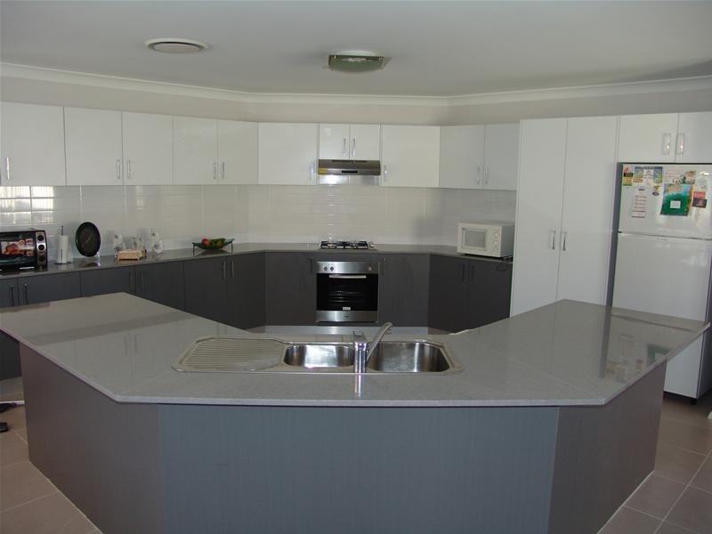 120 Kendall Drive, Casula NSW 2170