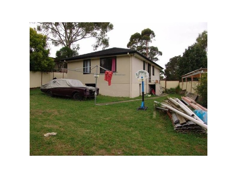 Busby NSW 2168
