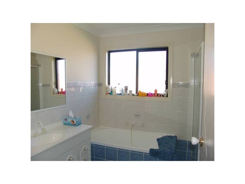 6 Gould Street, West Hoxton NSW 2171