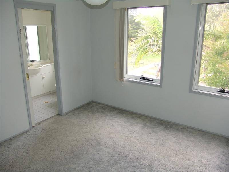 8 Tate Place, Horningsea Park NSW 2171