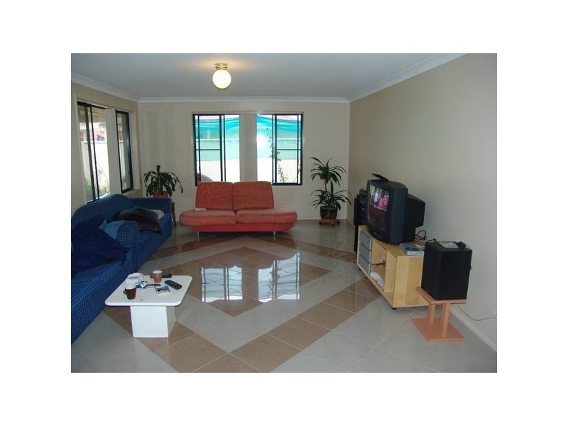 Hoxton Park NSW 2171