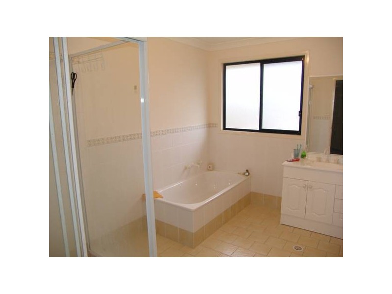 Hoxton Park NSW 2171