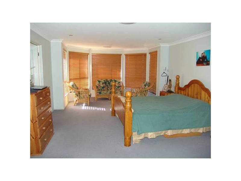 Macquarie Links NSW 2565