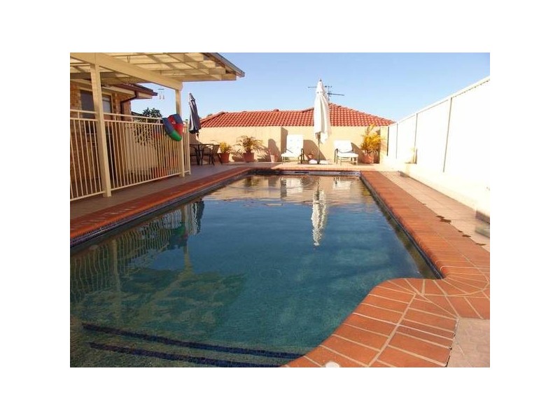 19 Mitchell Drive, West Hoxton NSW 2171