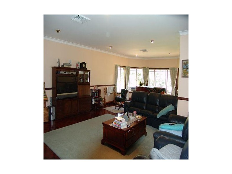 10 Culverston Avenue, Denham Court NSW 2565