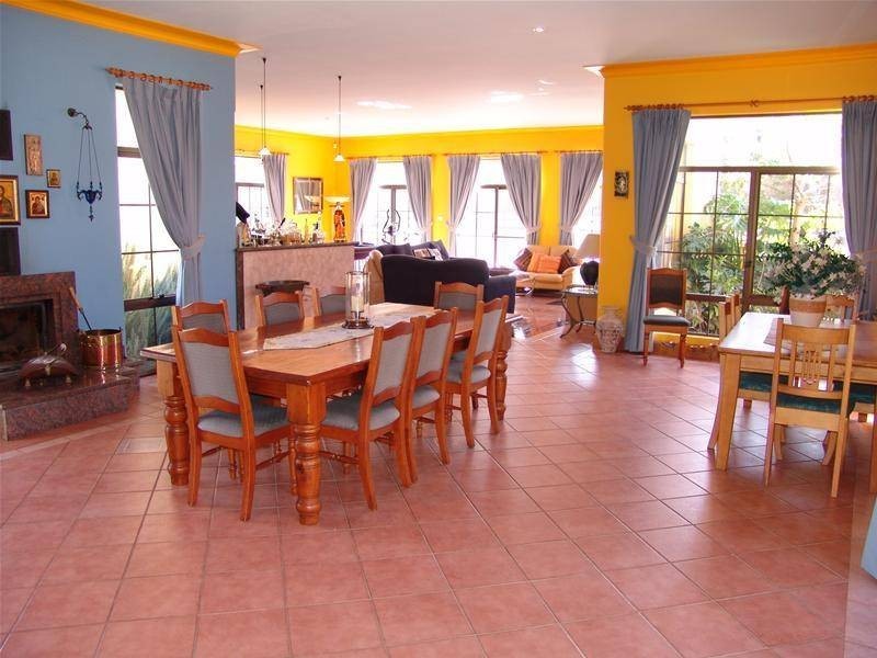 2 Bellevue Close, Rossmore NSW 2557