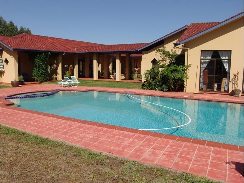 2 Bellevue Close, Rossmore NSW 2557