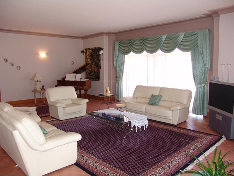 2 Bellevue Close, Rossmore NSW 2557