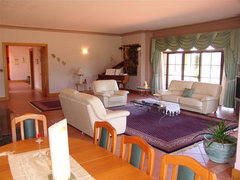 2 Bellevue Close, Rossmore NSW 2557