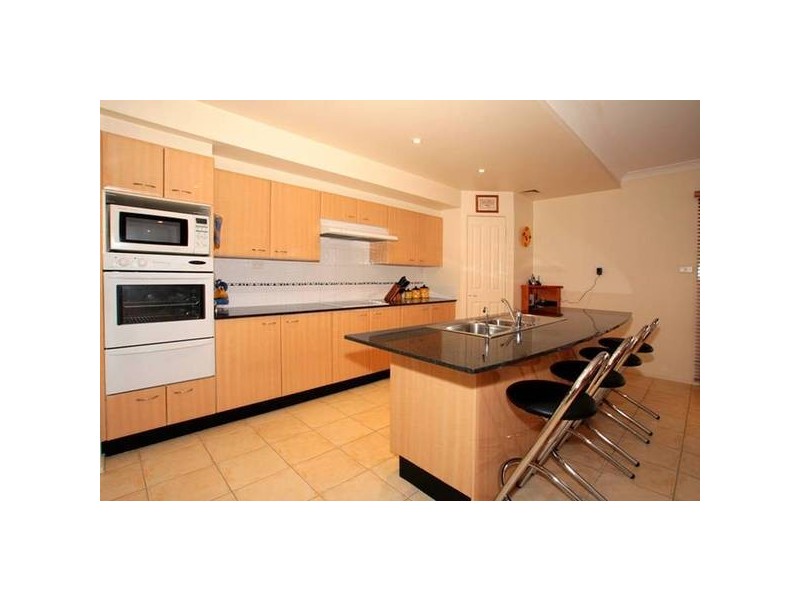 Wattle Grove NSW 2173