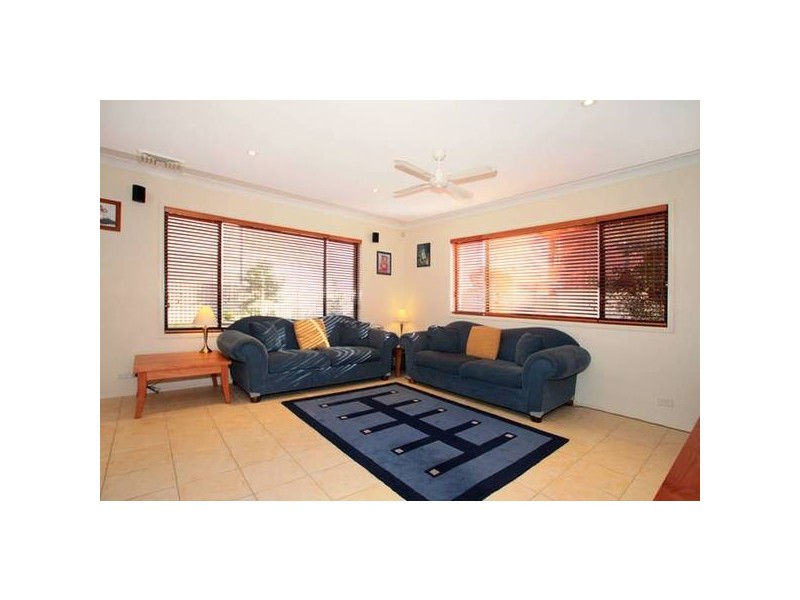 Wattle Grove NSW 2173