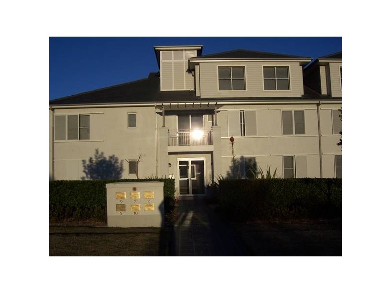 Macquarie Links NSW 2565