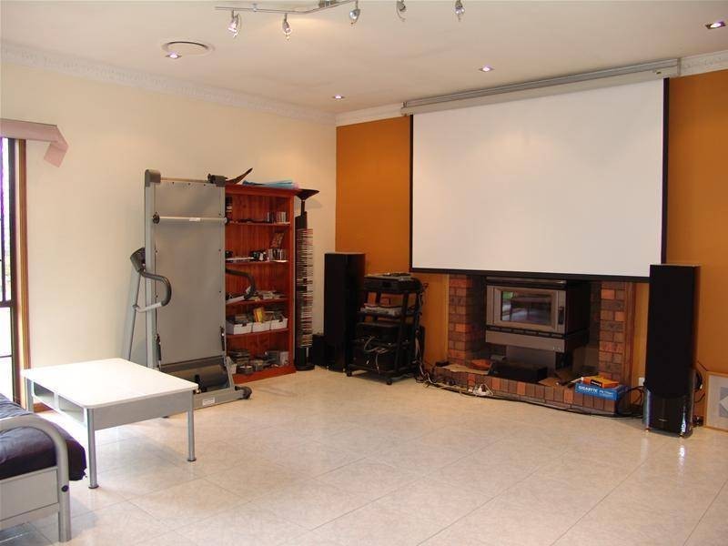 126 Kelvin Park Drive, Bringelly NSW 2556