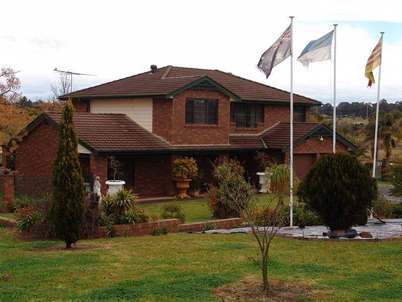 126 Kelvin Park Drive, Bringelly NSW 2556