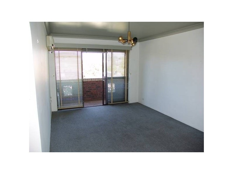 4/2 Drummond Street, Liverpool NSW 2170